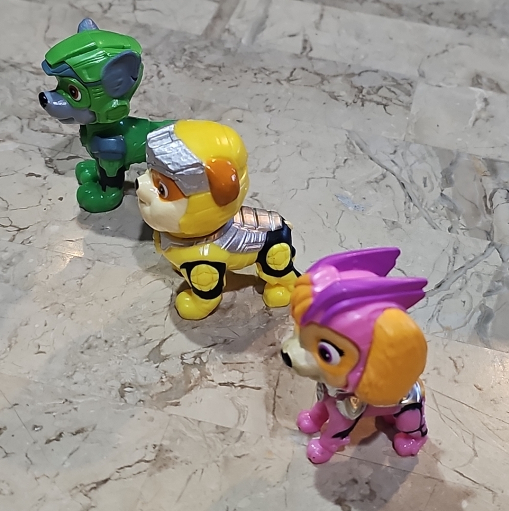 Paw Patrol Action Figure Set‎ - Green, Yellow, and Pink